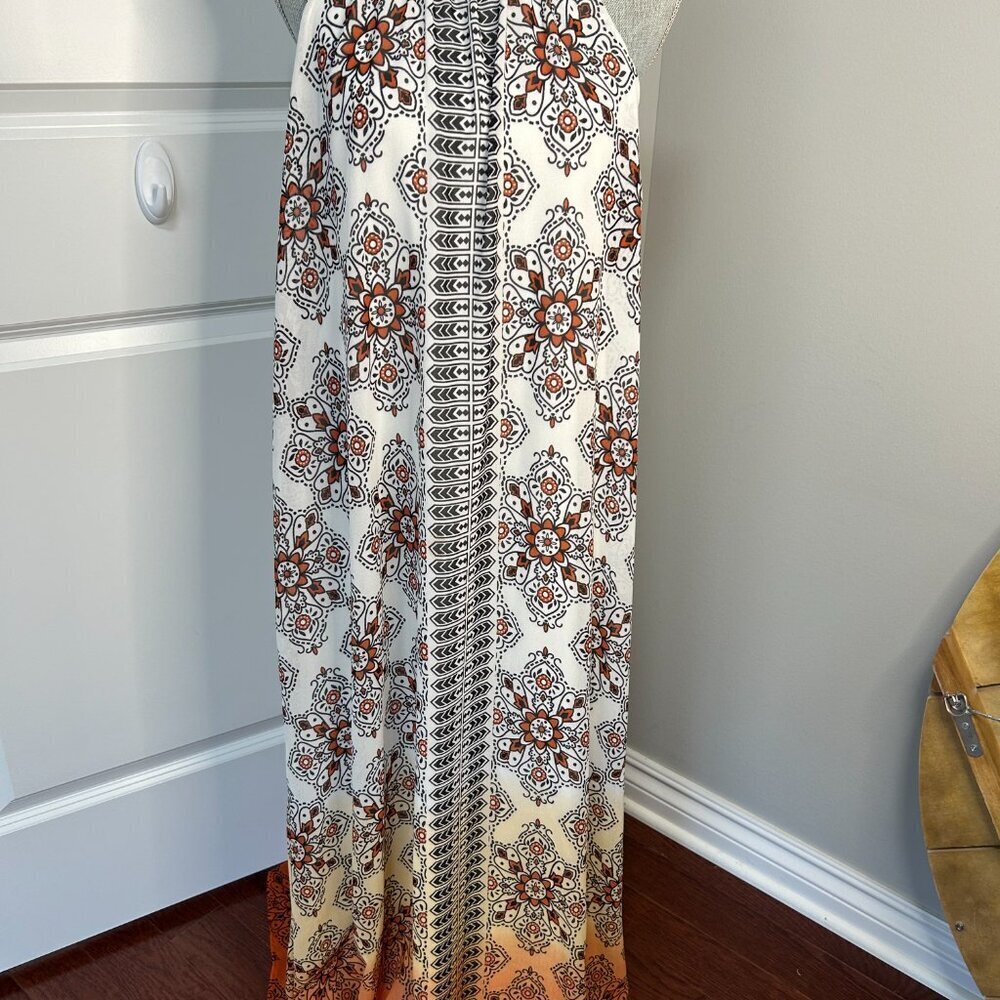 Taylor & Sage Halter Dress Size M EUC - Picture 3 of 3
